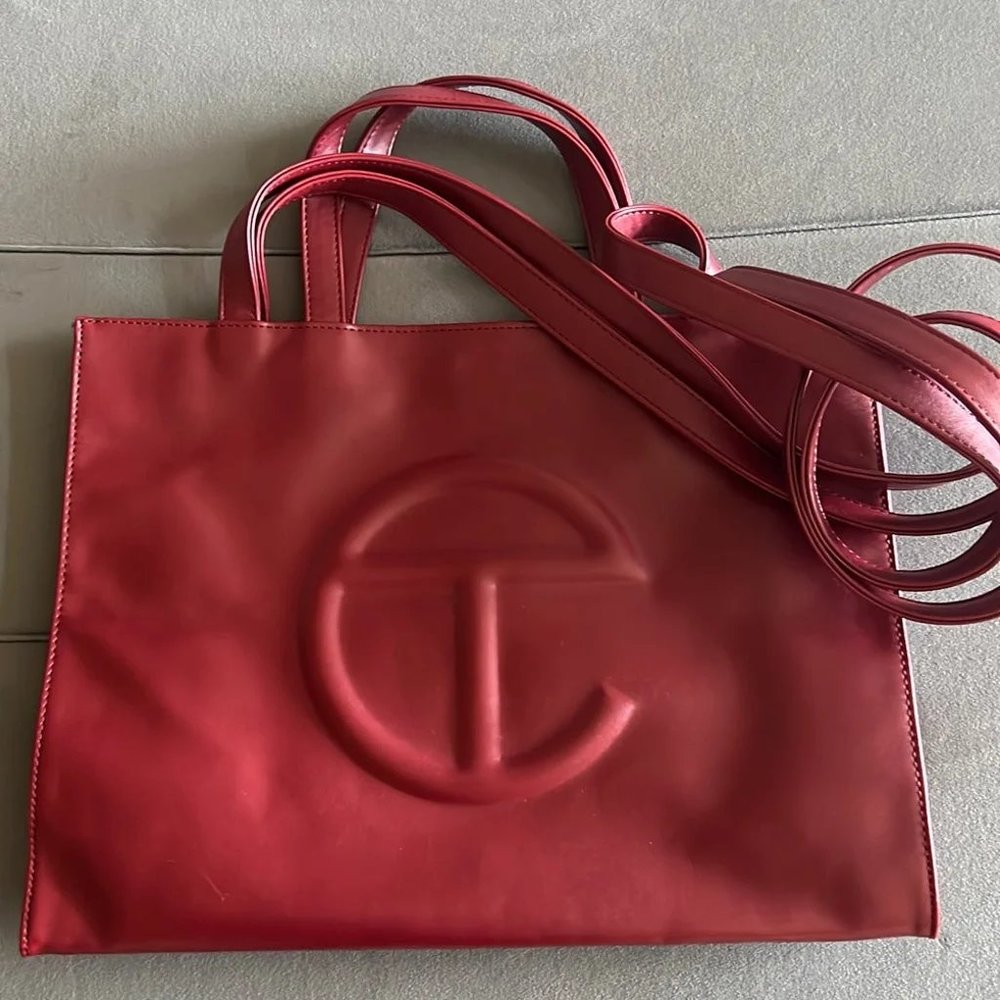 Telfar - Medium Shopping Bag Oxblood - Picture 1 of 6